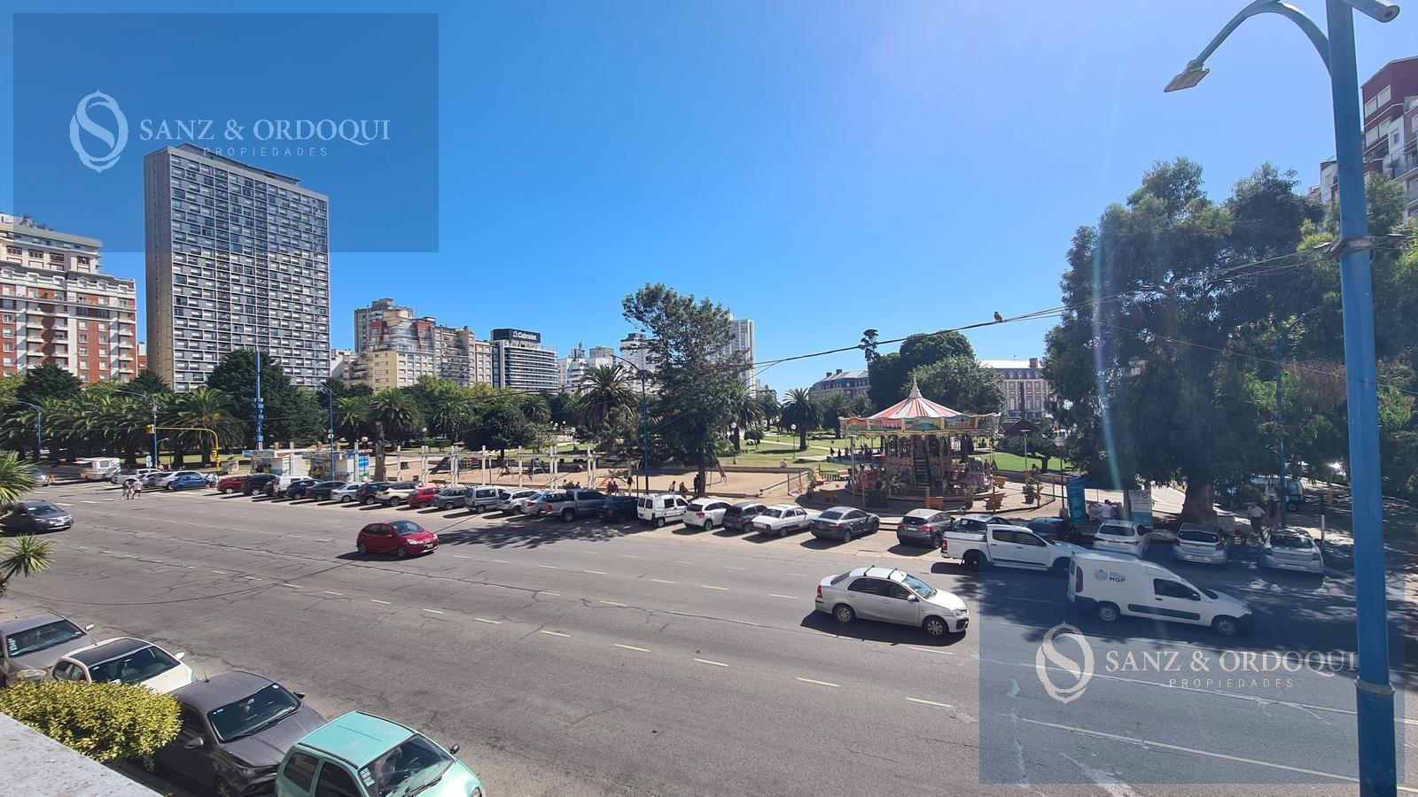 Alquiler Estudiantes - Departamento dos ambientes con patio - Av Colon 1930